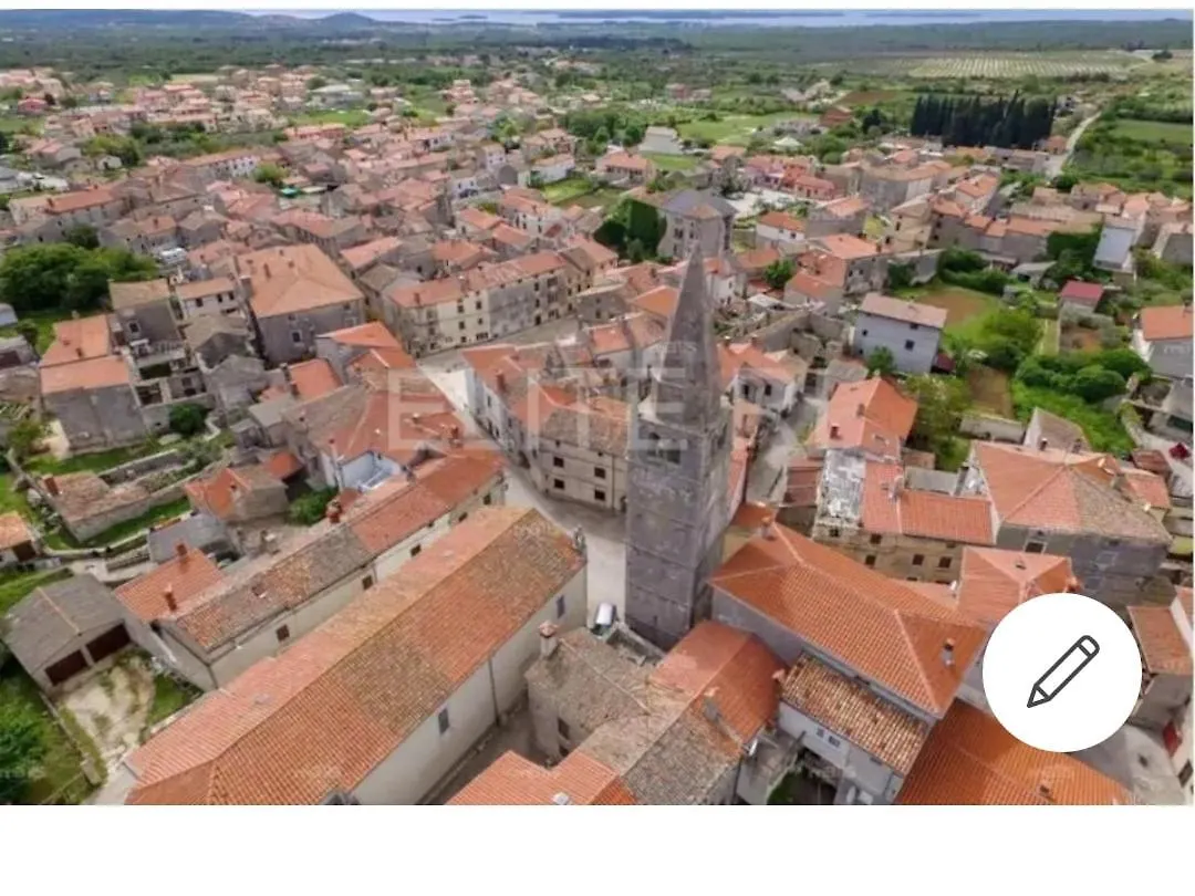 Old Istrian House,Free Parking Apartman Galižana